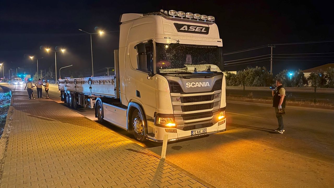 Muğla'da Tırla Çarpışan Motosiklet Sürücüsü Hayatını Kaybetti