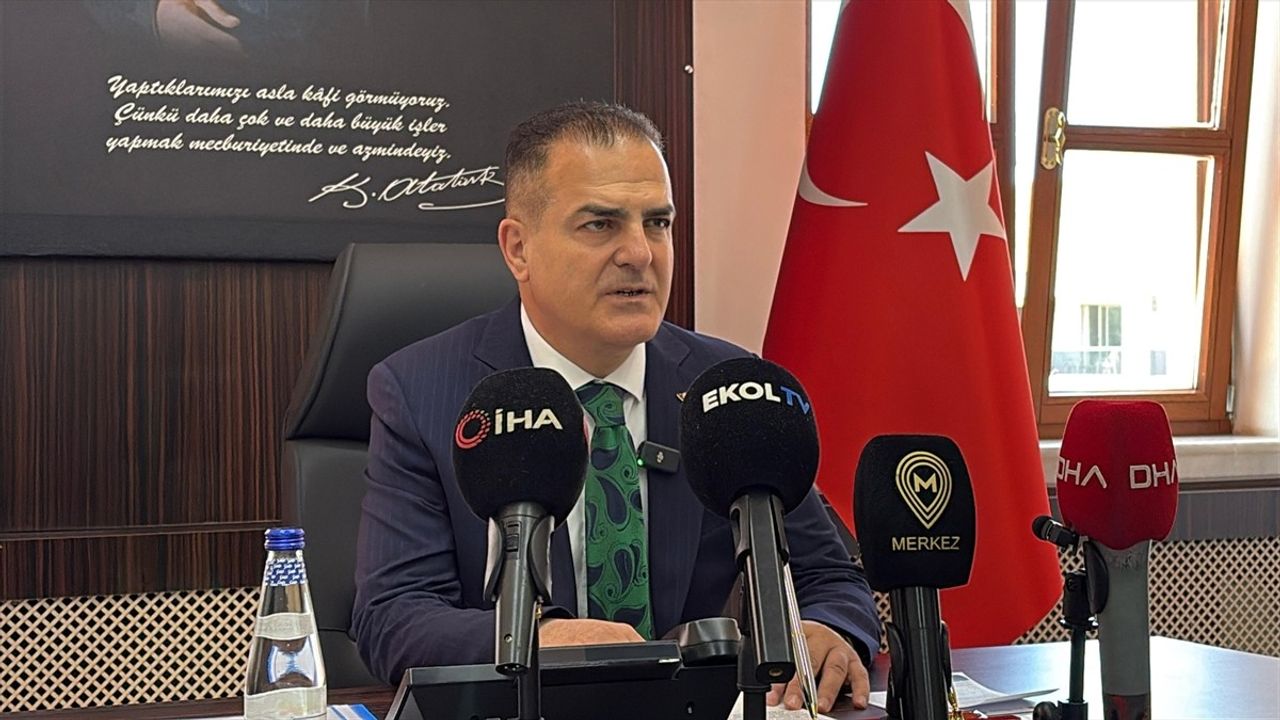 Muğla Valisi Akbıyık'tan Marmaris'teki Eğlence Mekanlarına İlişkin Açıklamalar