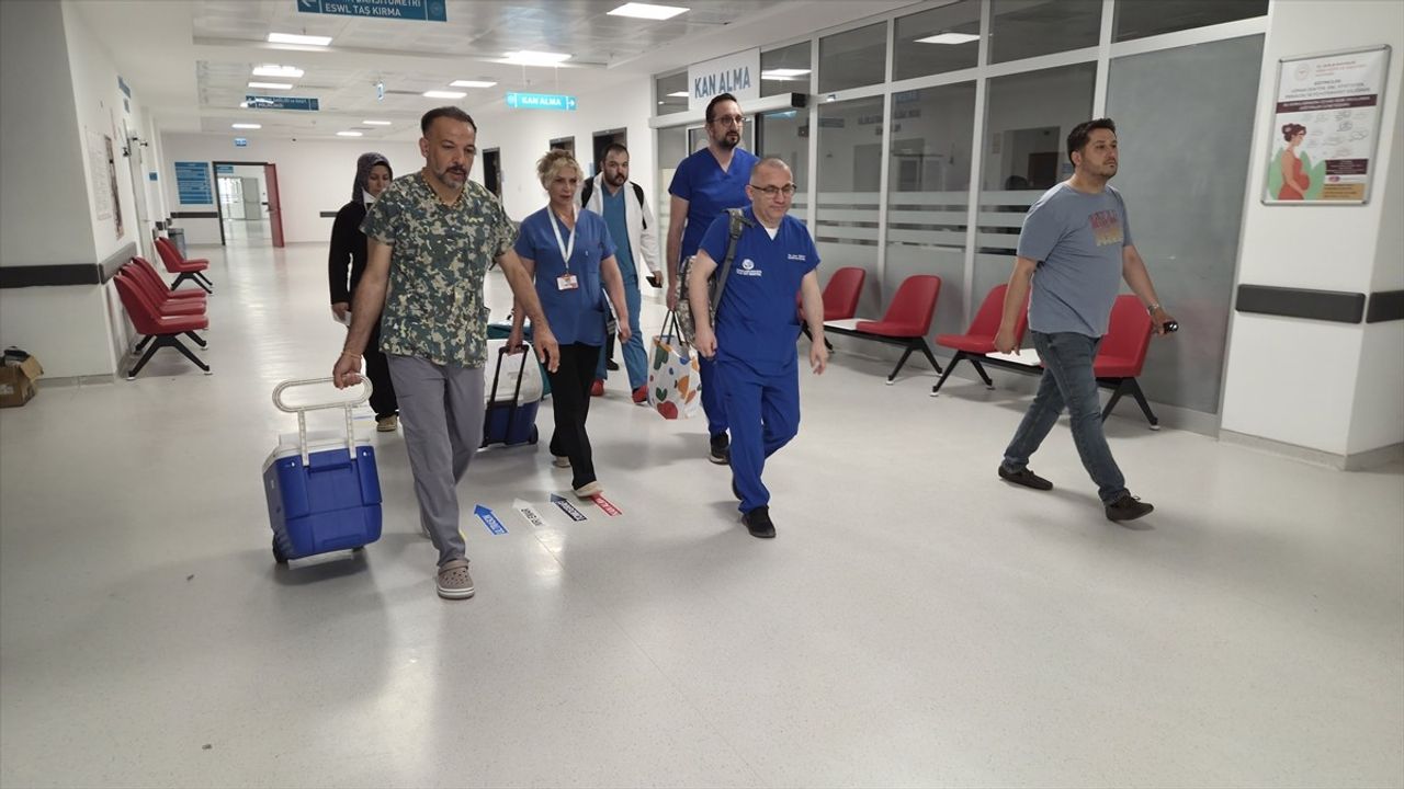 Niğde'de Beyin Ölümü Gerçekleşen Gençten 5 Hastaya Hayat Kıyısı