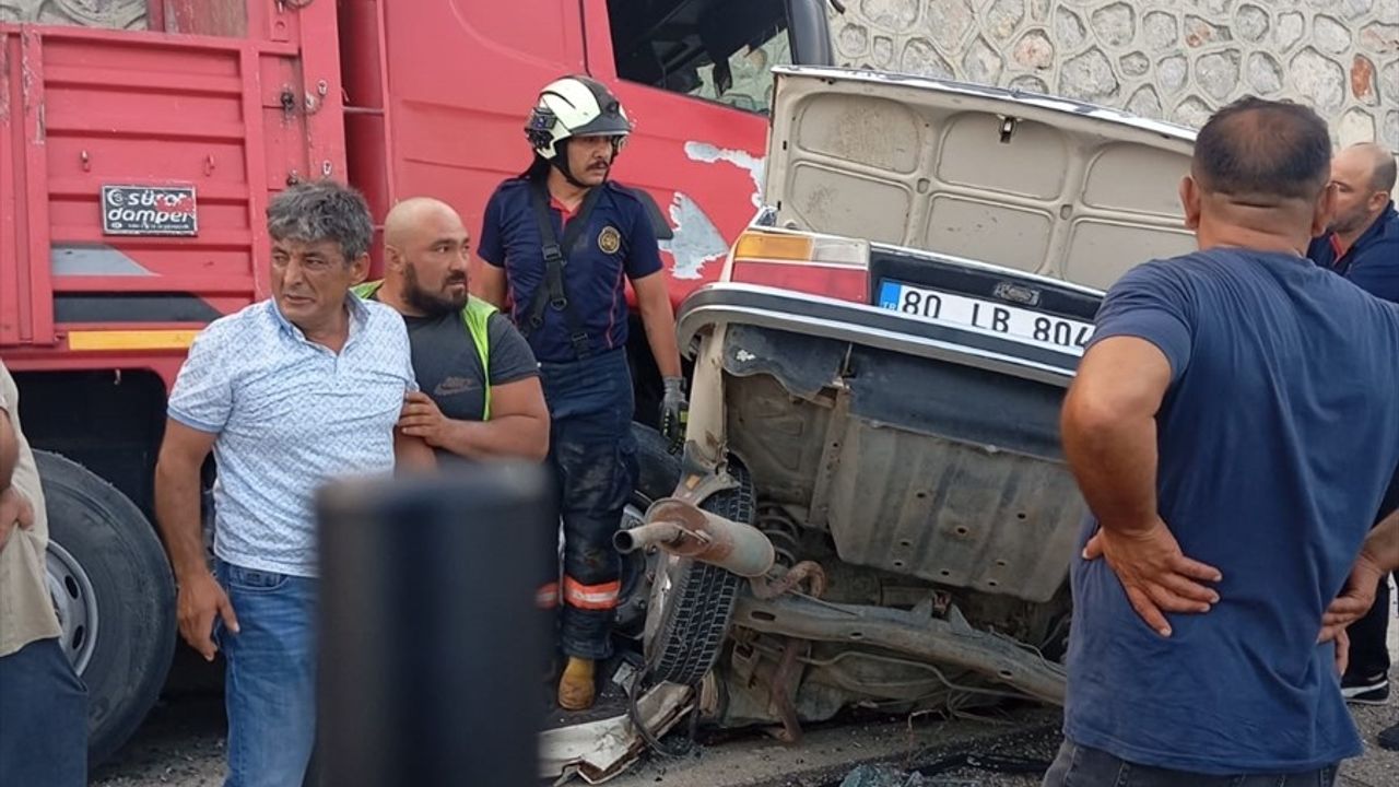 Osmaniye'de Trafik Kazası: Otomobil Sürücüsü Hayatını Kaybetti