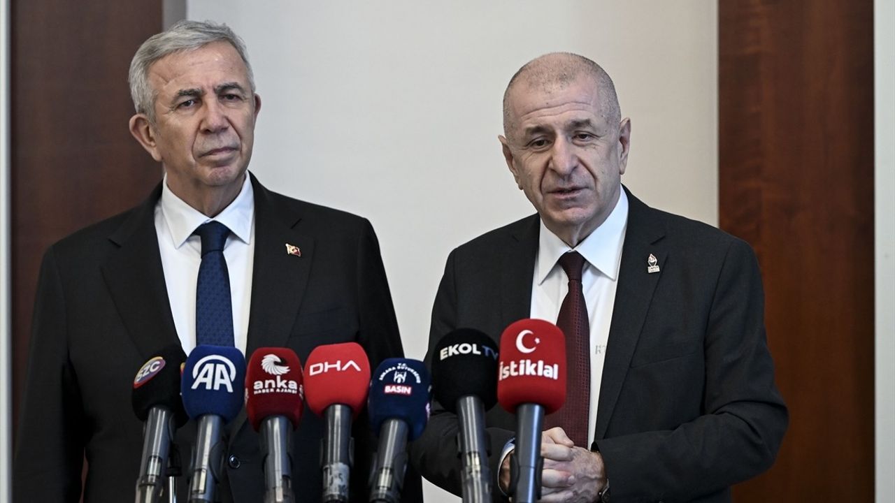 Özdağ, Yavaş'ı Ziyaret Etti: Avukat Tutuklaması Üzerine Açıklamalar