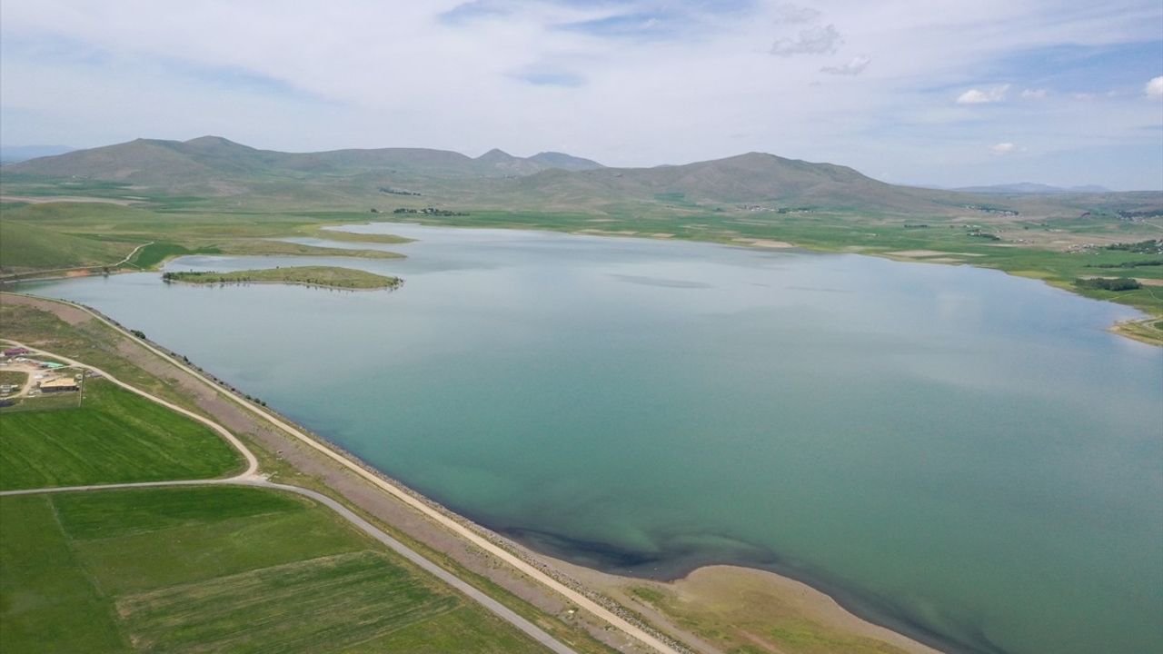 Patnos Barajı'nda Su Seviyesi Yükseldi: İlkbahar Yağmurları Etkili Oldu