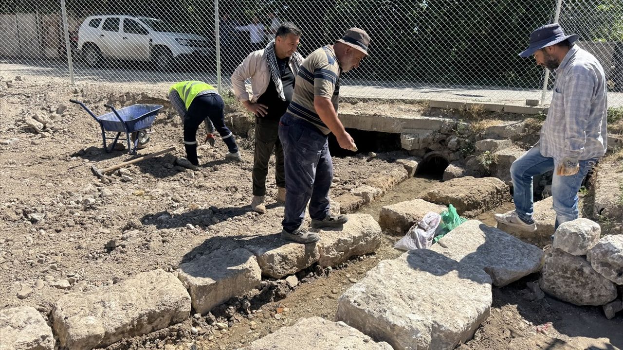 Perre Antik Kenti’ndeki Roma Çeşmesi, Yeniden Hayat Buluyor