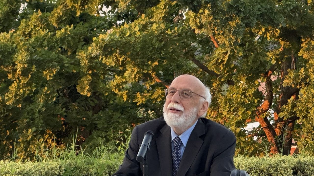 Prof. Dr. Nabi Avcı, Fethi Gemuhluoğlu’nu Anlattı
