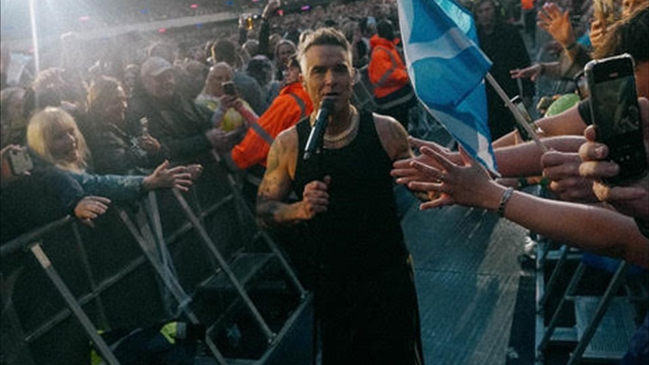Robbie Williams, İstanbul'da 7 Ekim'de Konser Verecek