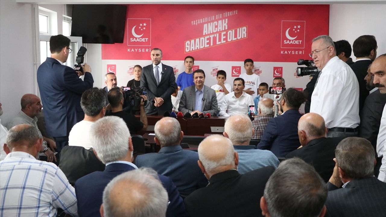 Saadet Partisi Genel Başkanı Arıkan: 'Savaşsız Bir Dünya İçin Çaba Gösteriyoruz'