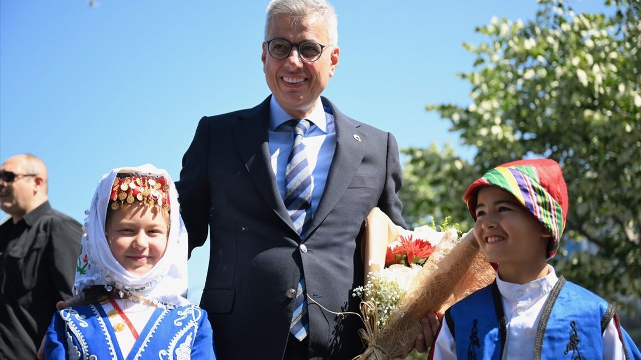 Sağlık Bakanı Memişoğlu, Bolu'da Suriye'ye Destek Vurgusu Yaptı