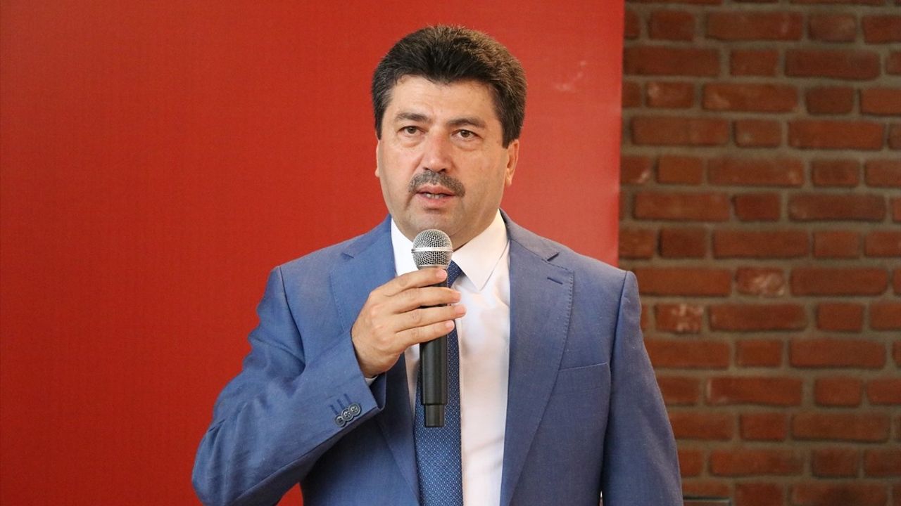 Sakarya'da Kanser Tedavisinde Teknolojik Gelişmeler ve Yapay Zeka Ele Alındı