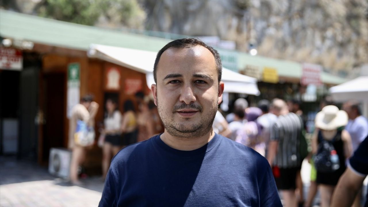 Saklıkent Kanyonu'nda Kurban Bayramı Yoğunluğu