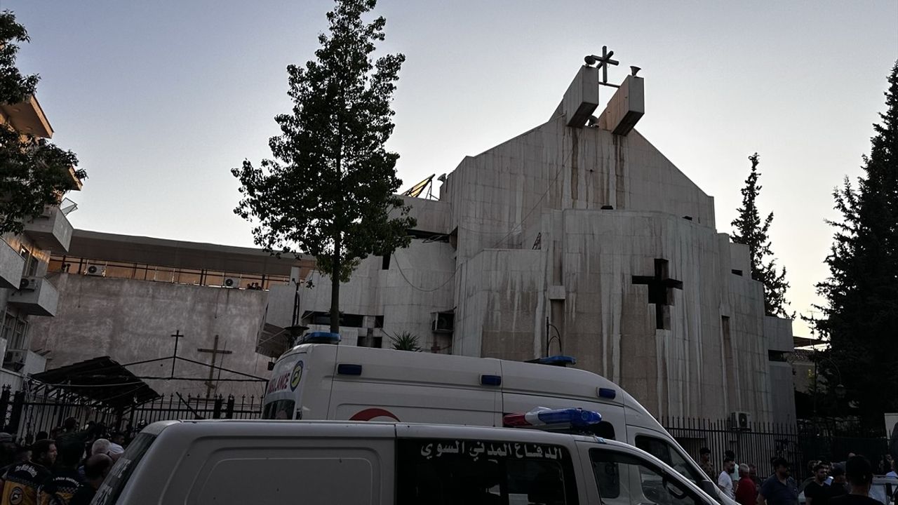 Şam'da Kilisede Meydana Gelen Patlamada Çok Sayıda Kayıp Verildi