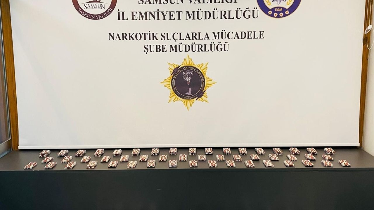 Samsun'da 3.500 Sentetik Ecza Hapı Ele Geçirildi