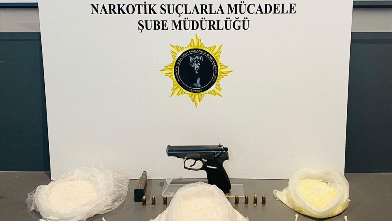 Samsun'da Uyuşturucu Operasyonunda 3 Zanlı Yakalandı