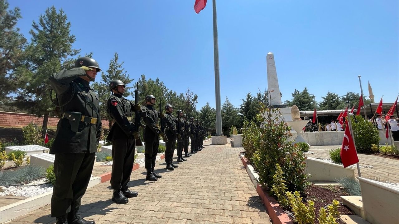 Şanlıurfa'ya 'Şanlı' Ünvanı Verilişinin 41. Yıl Dönümü Kutlandı