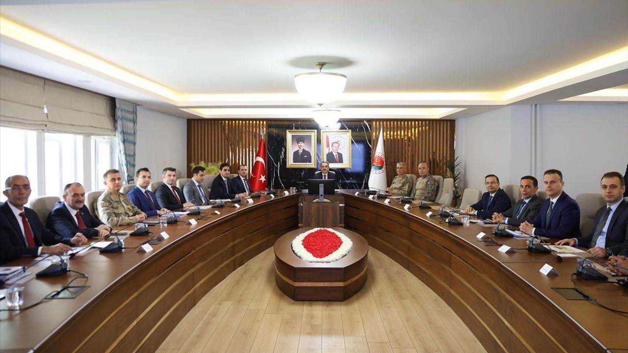 Şırnak'ta İl Güvenlik ve Asayiş Koordinasyon Toplantısı