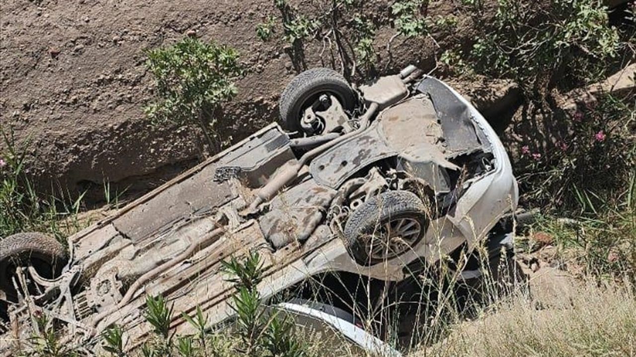 Şırnak'ta Otomobil Kazası: 1 Ölü, 3 Yaralı