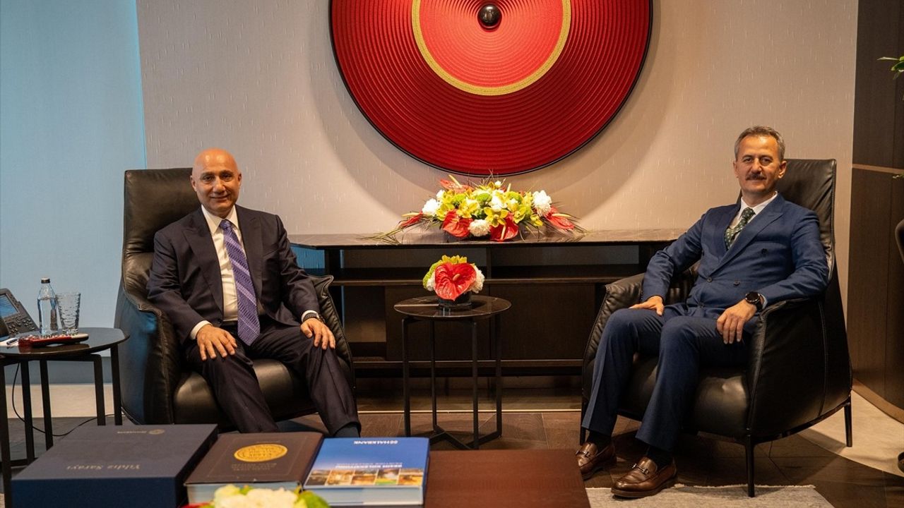 SSB Başkanı Haluk Görgün ve Halkbank Genel Müdürü Osman Arslan, Savunma Sanayi Finansı Üzerine Görüştü