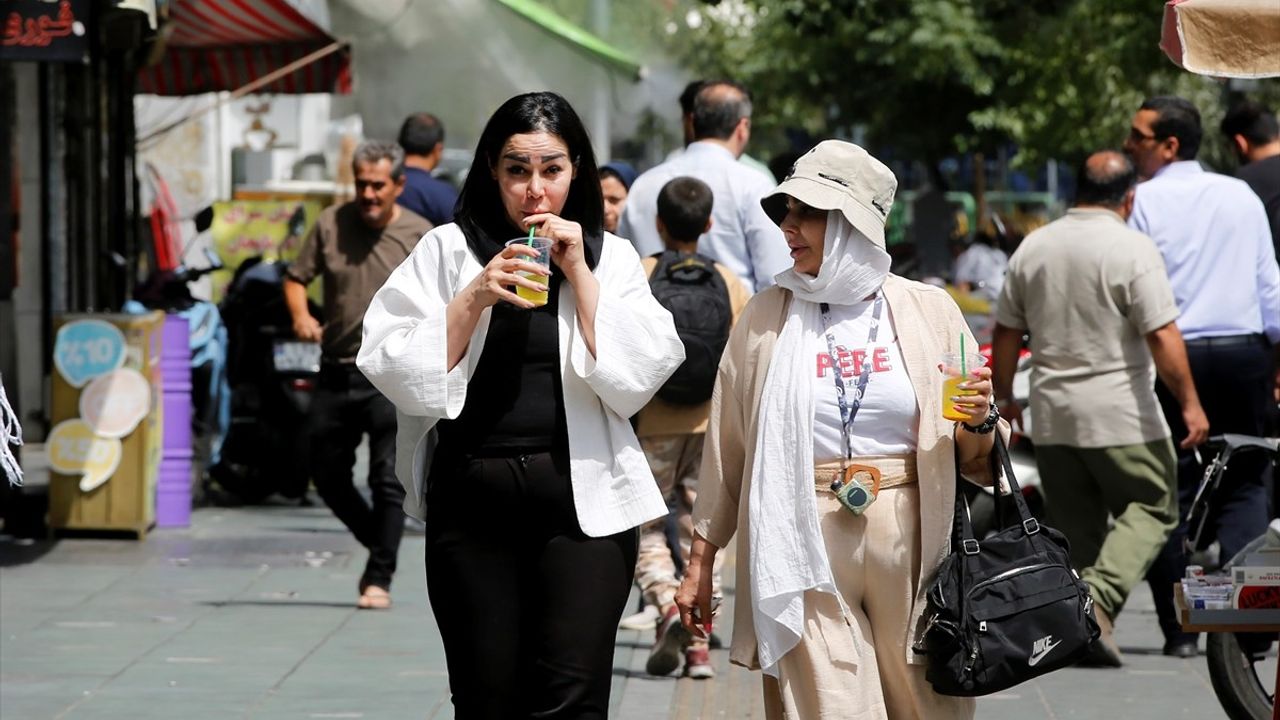 Tahran'da Normal Hayat Başlıyor: Savaşın Ardından İyileşme Süreci