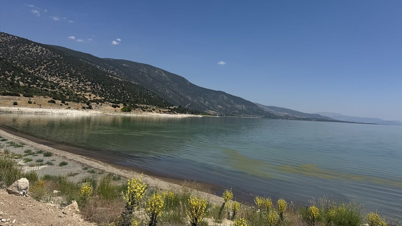Tarım Bakanı Yumaklı, Eğirdir Gölü için 21 Milyar Liralık Su Eylem Planını Açıkladı
