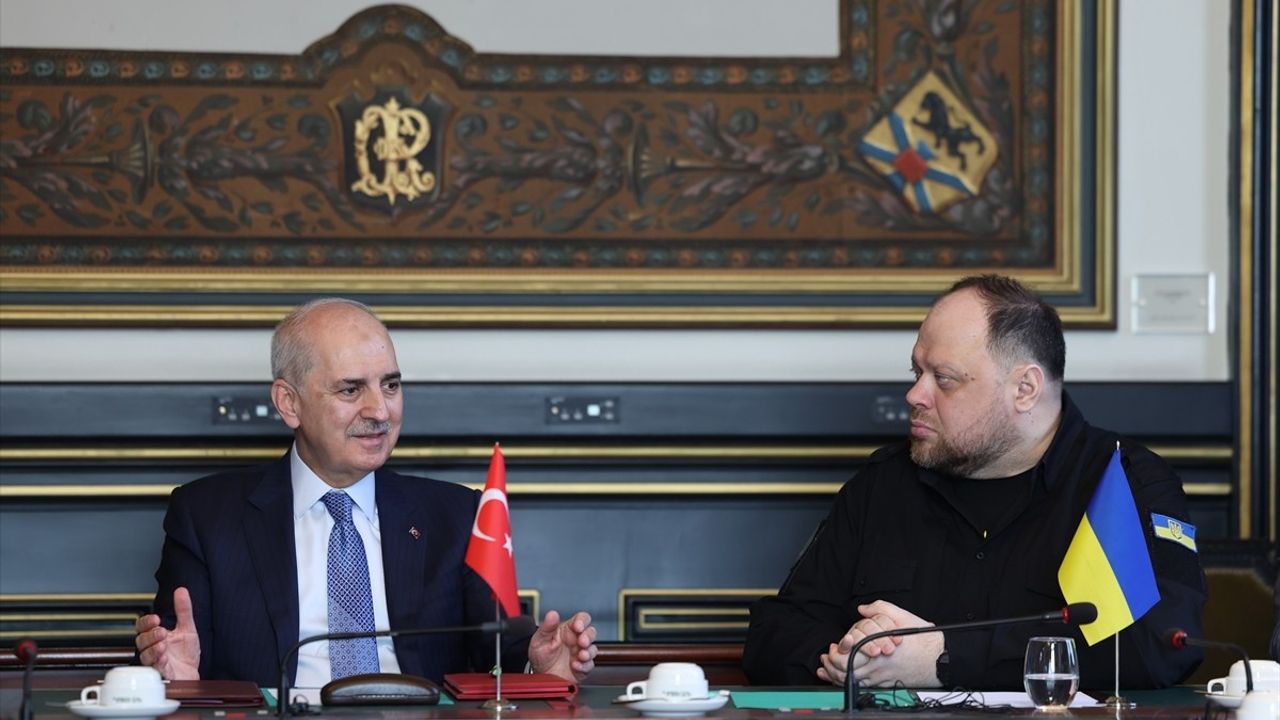TBMM Başkanı Kurtulmuş, Brüksel'de Ukrayna Meclis Başkanı Stefanchuk ile Görüştü