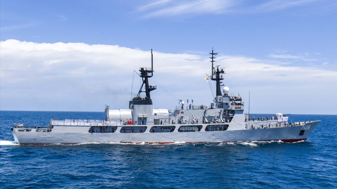 TCG Büyükada, Sri Lanka'da Liman Ziyareti Gerçekleştirdi