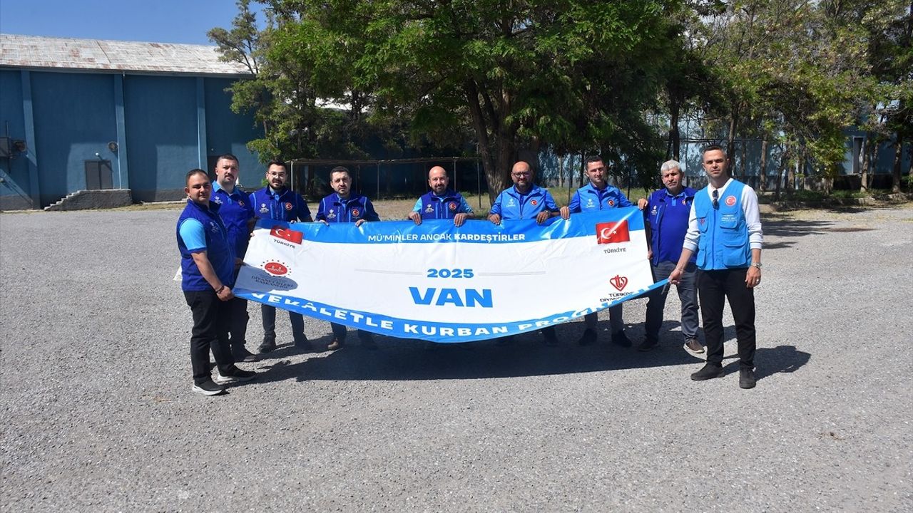 TDV'den Van'da 6,300 Hisse Kurban Eti İhtiyaç Sahiplerine Ulaşacak