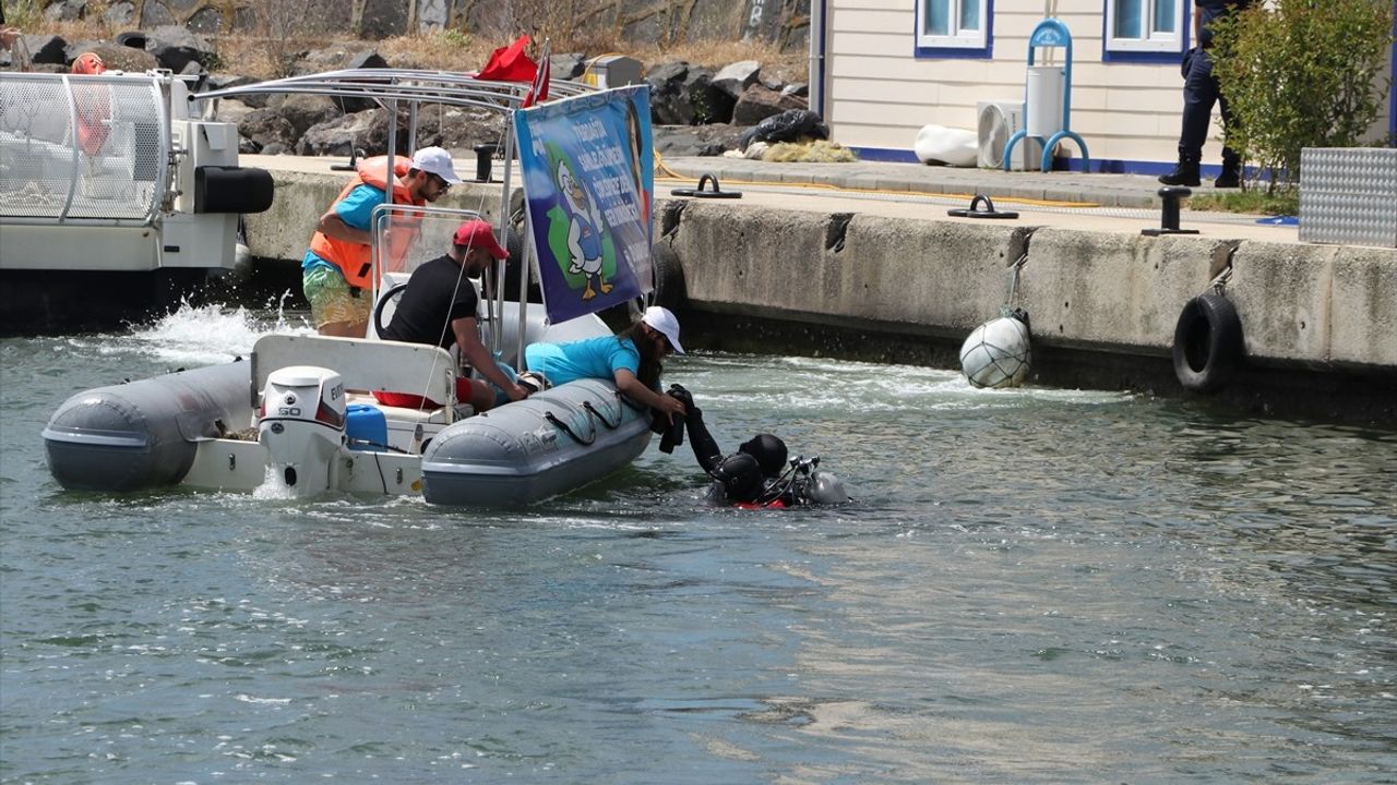 Tekirdağ'da Çevre Haftası Denizi Temizleme Etkinliği