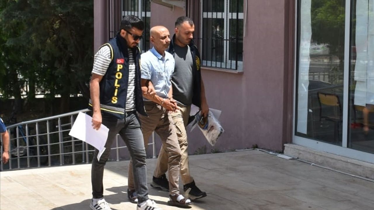 Tekirdağ'da Karısını Bıçakla Yaralayan Zanlı Tutuklandı