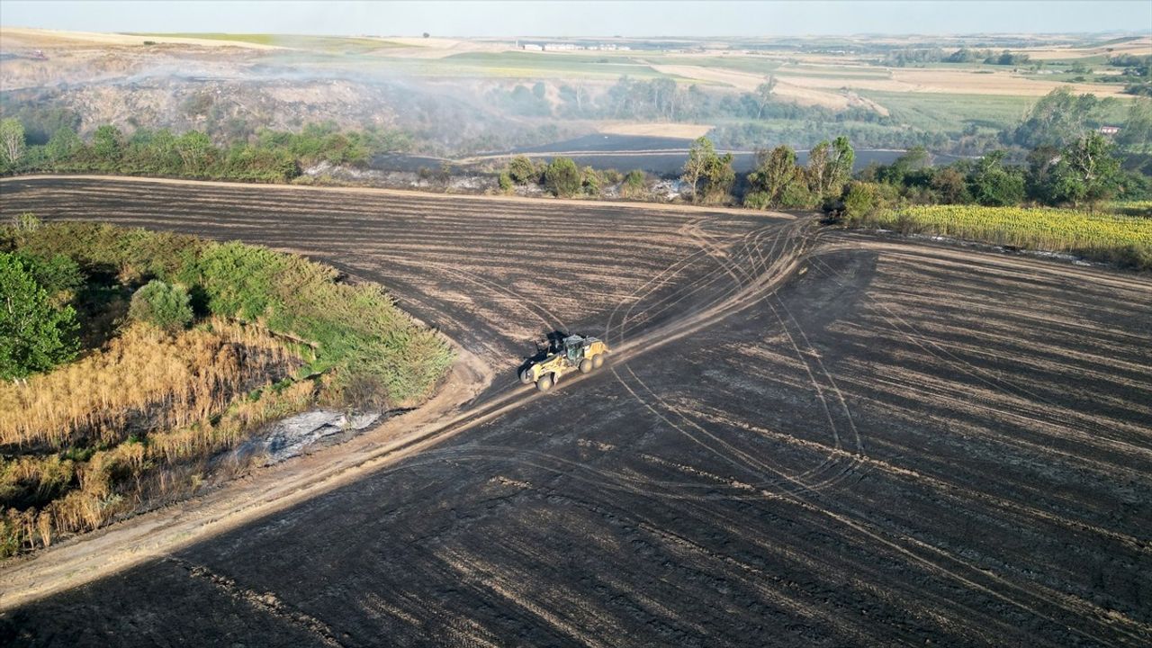 Tekirdağ'da Yangın: 1500 Dekar Tarım Arazisi Zarar Gördü