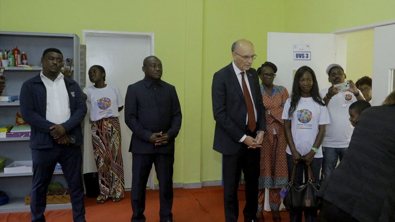 TİKA, Gabon'daki Özel Gereksinimli Çocuklar İçin Destek Sağlıyor