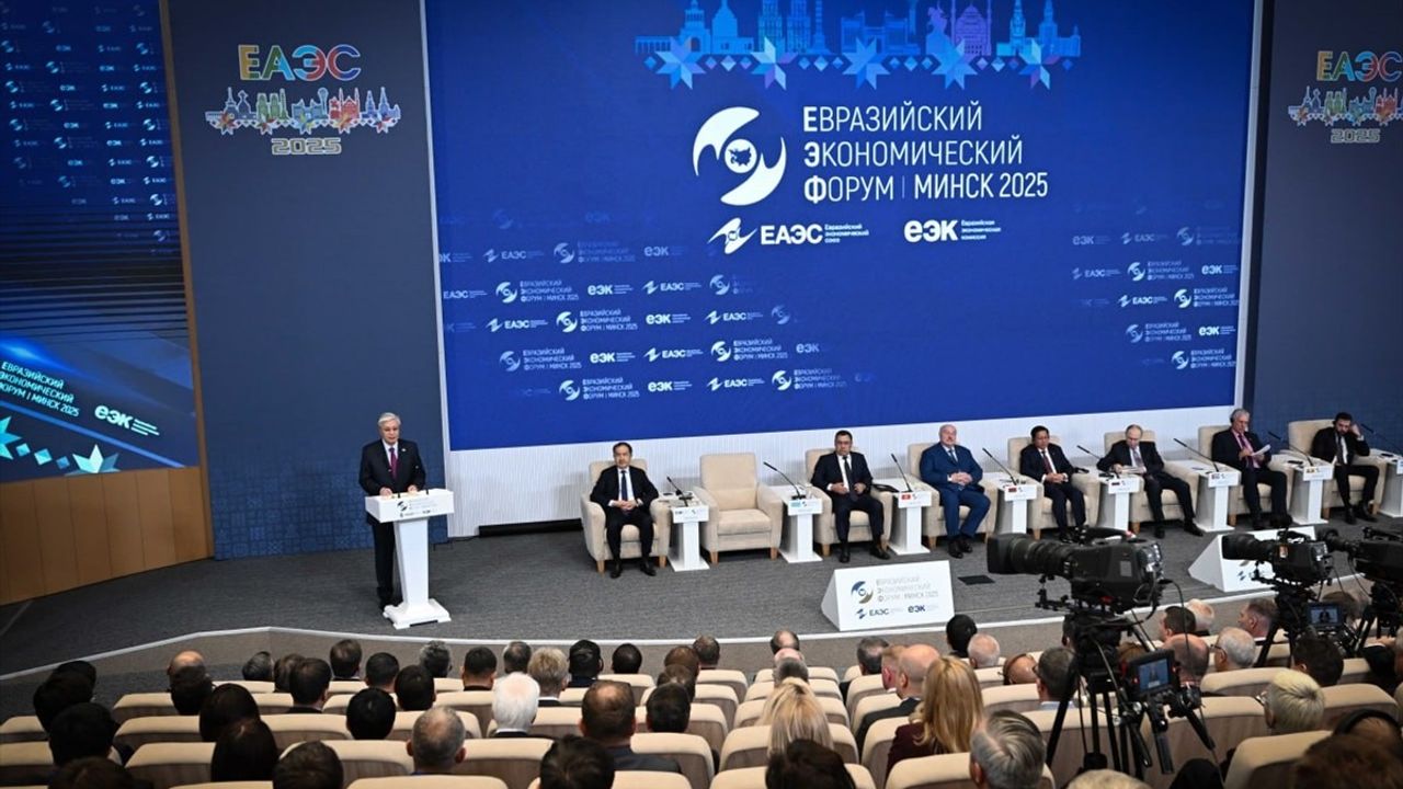 Tokayev: AEB, Küresel Yapay Zeka Rekabetinde Lider Olmalı