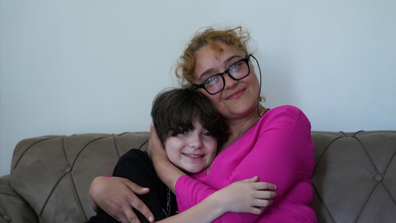 Trabzonspor, Mattia Ahmet Minguzzi'nin Annesini Ziyaret Etti