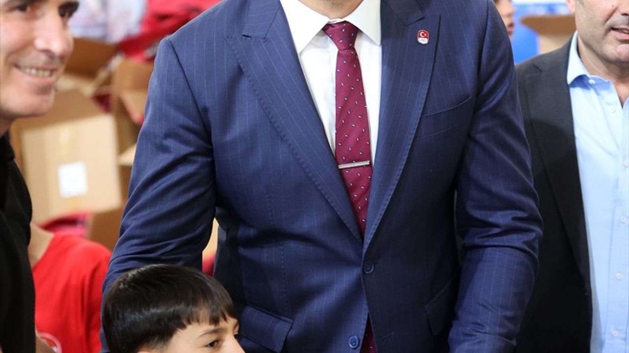 Türk Güreşinde Tarihi Değişim: Lisans Yaşı 8'e Düşürüldü