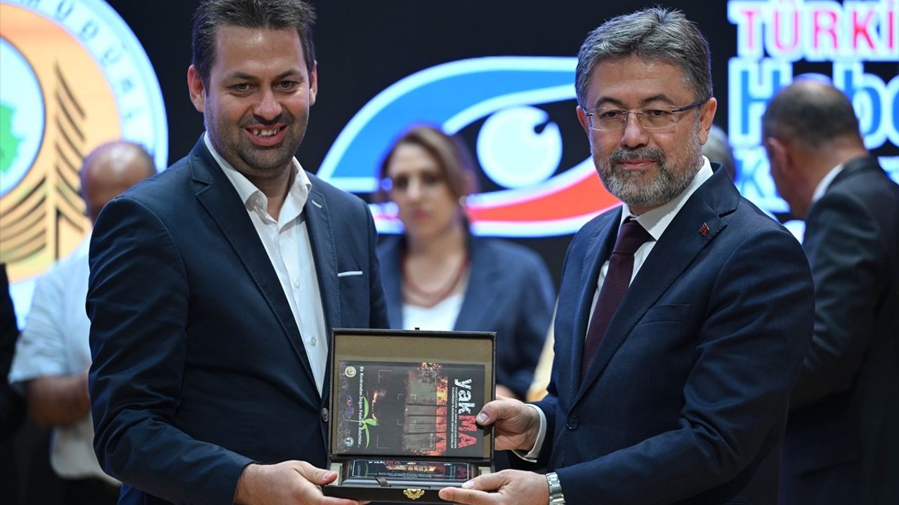 Türkiye'de Orman Yangınlarına Yönelik 'yakMA' Kitabı Tanıtıldı