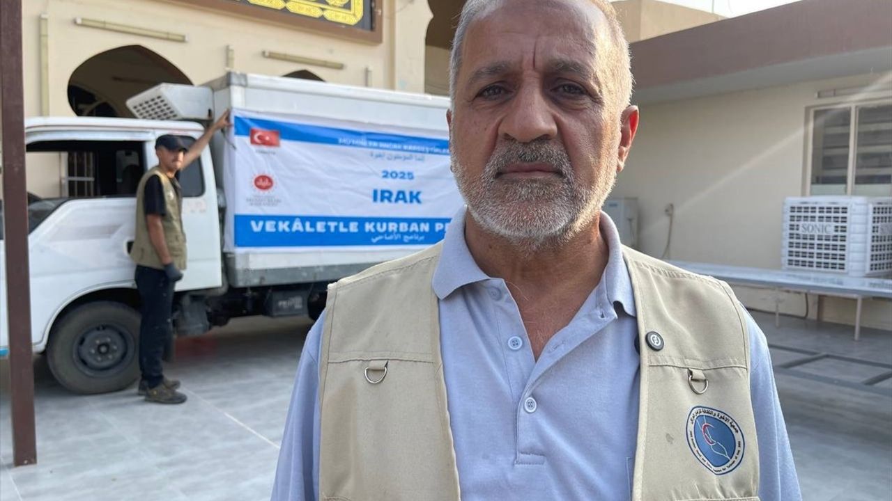 Türkiye Diyanet Vakfı Kerkük'te 500 Aileye Kurban Eti Dağıttı