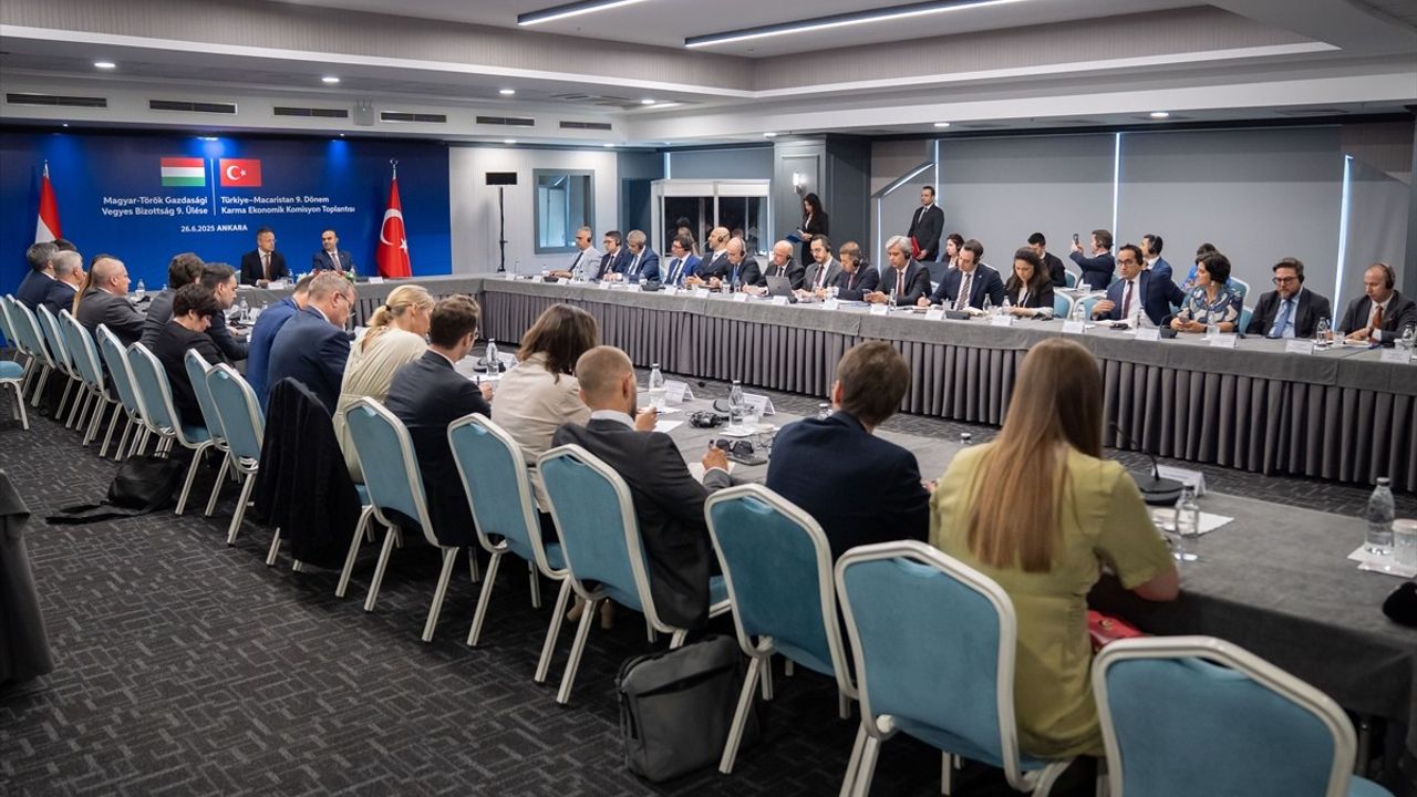 Türkiye ve Macaristan'dan Savunma ve Enerji Alanında Stratejik İşbirliği