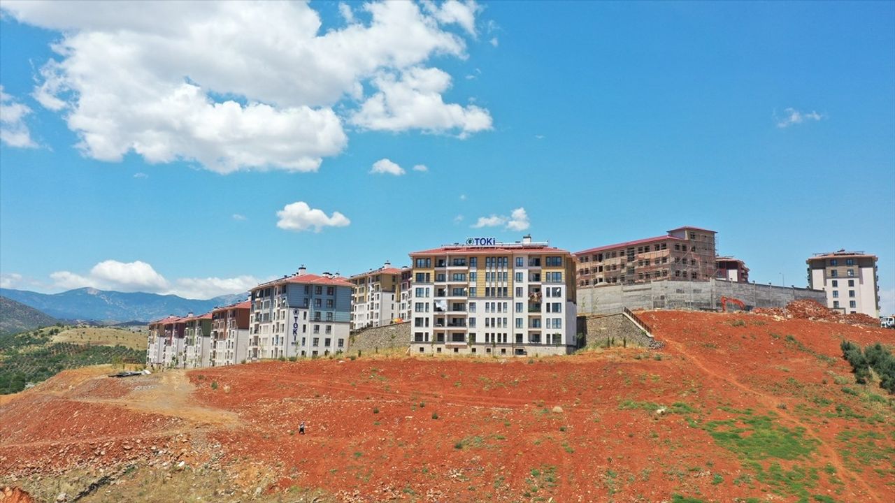 Türkoğlu'nda 3 Bin 267 Depremzede Aile Kalıcı Konutlarına Kavuştu