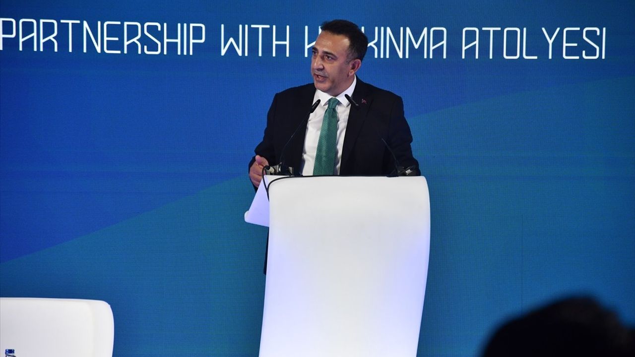 Üsküp'teki Makedon Enerji Forumu İkinci Günü Geride Bıraktı