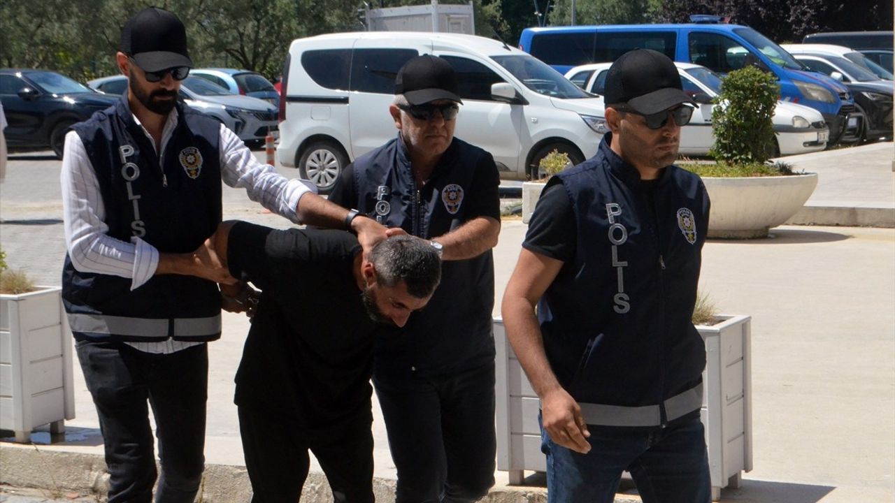 Yalova'da Arkadaşını Bıçaklayarak Öldüren Zanlı Tutuklandı