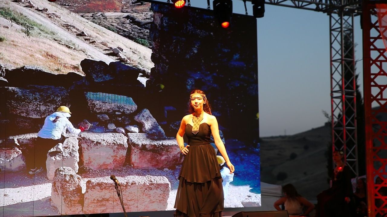 Zerzevan Kalesi'nde 1. Anadolu Opera ve Bale Festivali Coşkusu