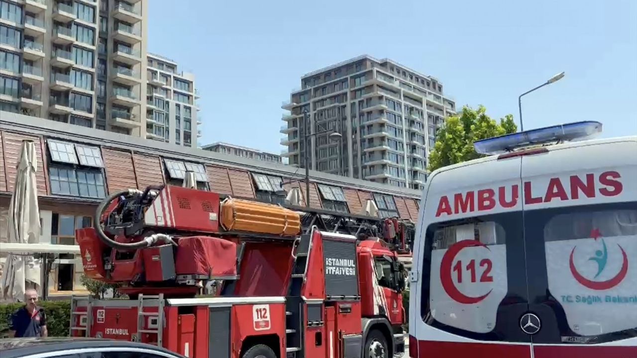 Zeytinburnu'nda Restoranda Yangın: Müdahale Başarılıyla Sonuçlandı