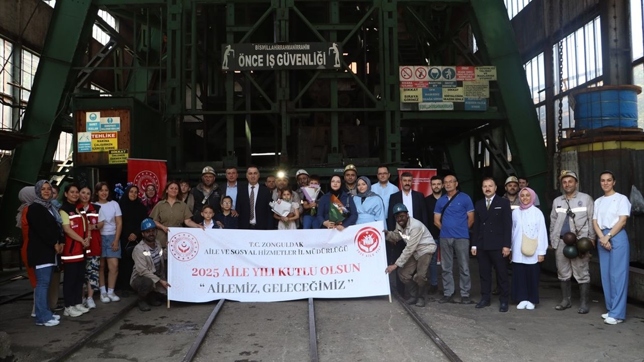 Zonguldak'ta Babalar Günü Kutlaması: Maden Ocağında Duygusal Anlar