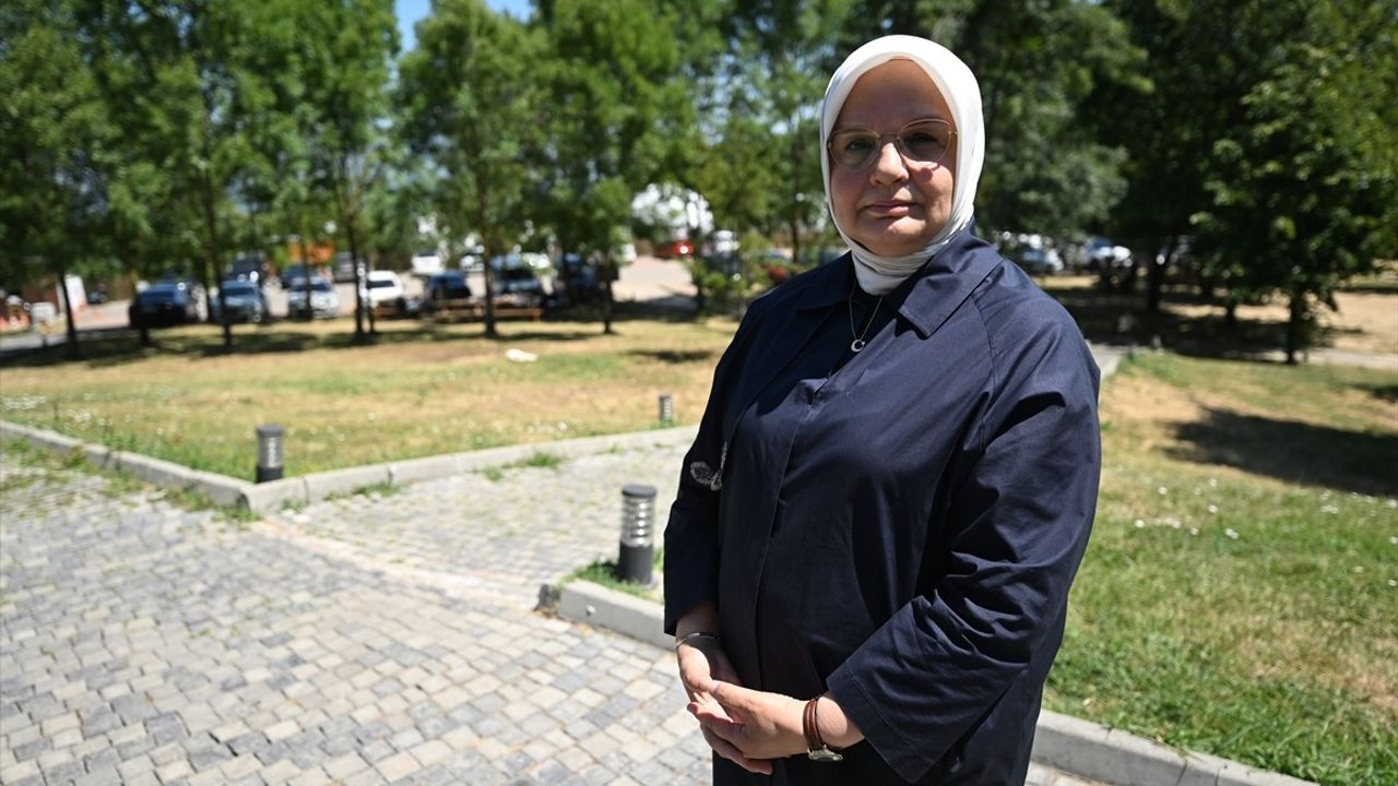 15 Temmuz'da Meclis Bombalandı: AK Parti Milletvekili Canlı Yayınla Duyurdu