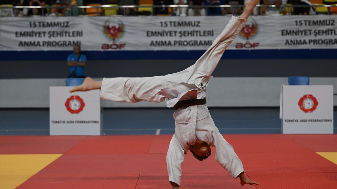 15 Temmuz Emniyet Şehitleri Ankara'da Anıldı