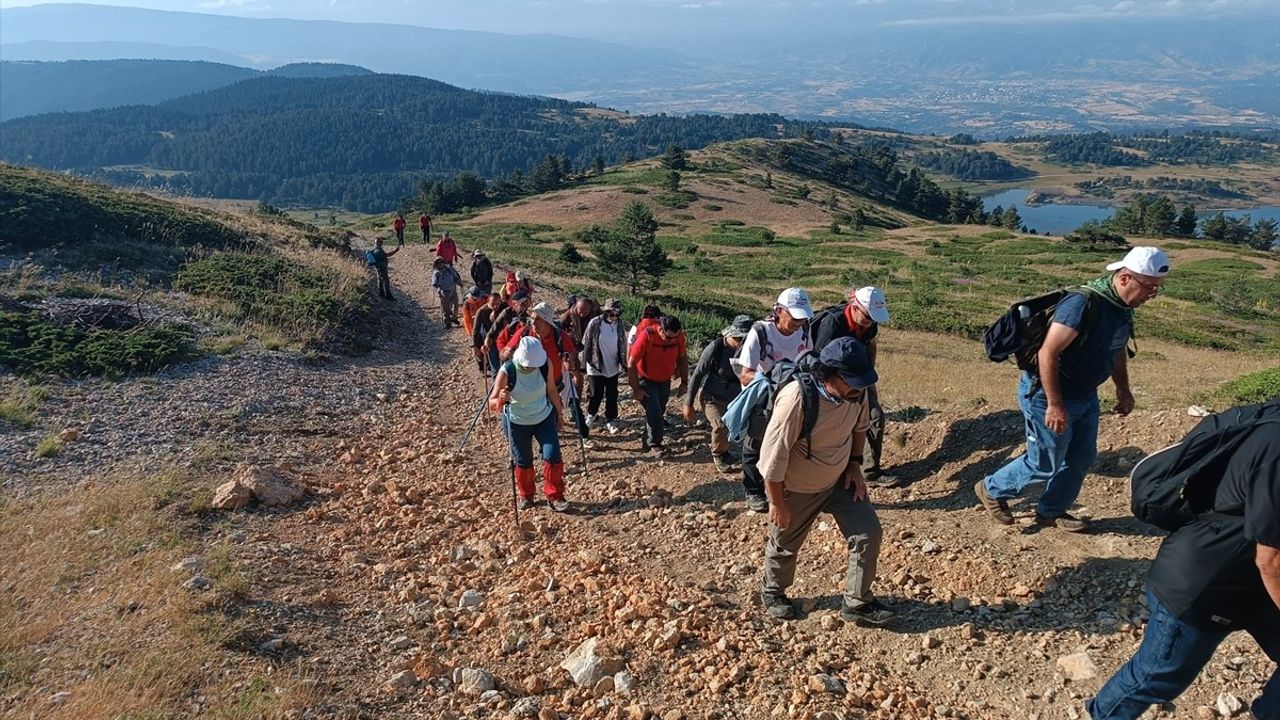 15 Temmuz Şehitleri Anısına Ilgaz Dağı Tırmanışı Gerçekleştirildi