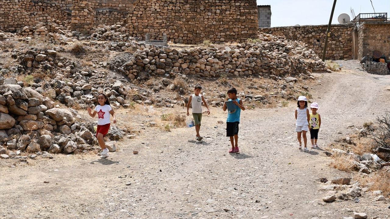 16 Yıldır Takas Usulüyle Seyyar Satıcılık Yapan İlhan Çelik'in Hikayesi