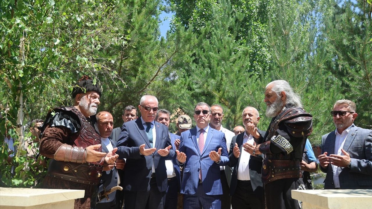 29. Bayburt Dede Korkut Uluslararası Kültür ve Sanat Şöleni Başladı