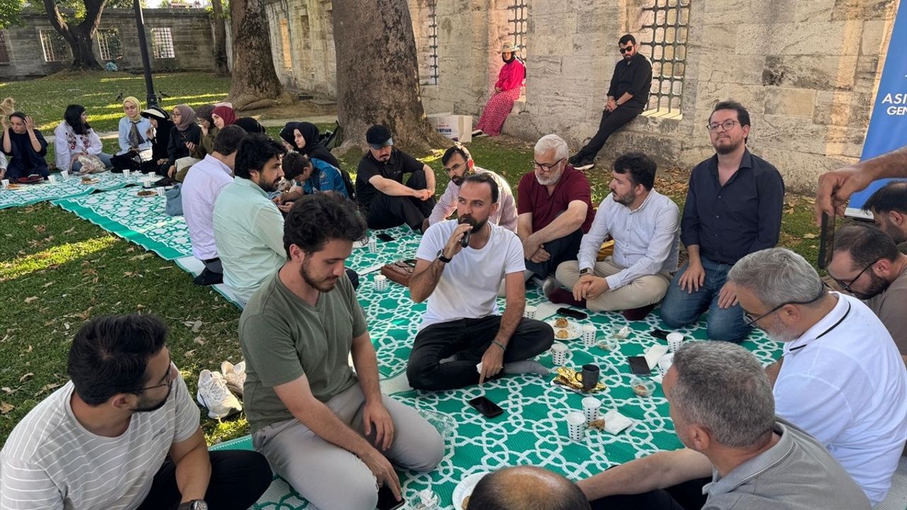 7. Geleneksel Dut Buluşması'nda Asım Gültekin Anıldı