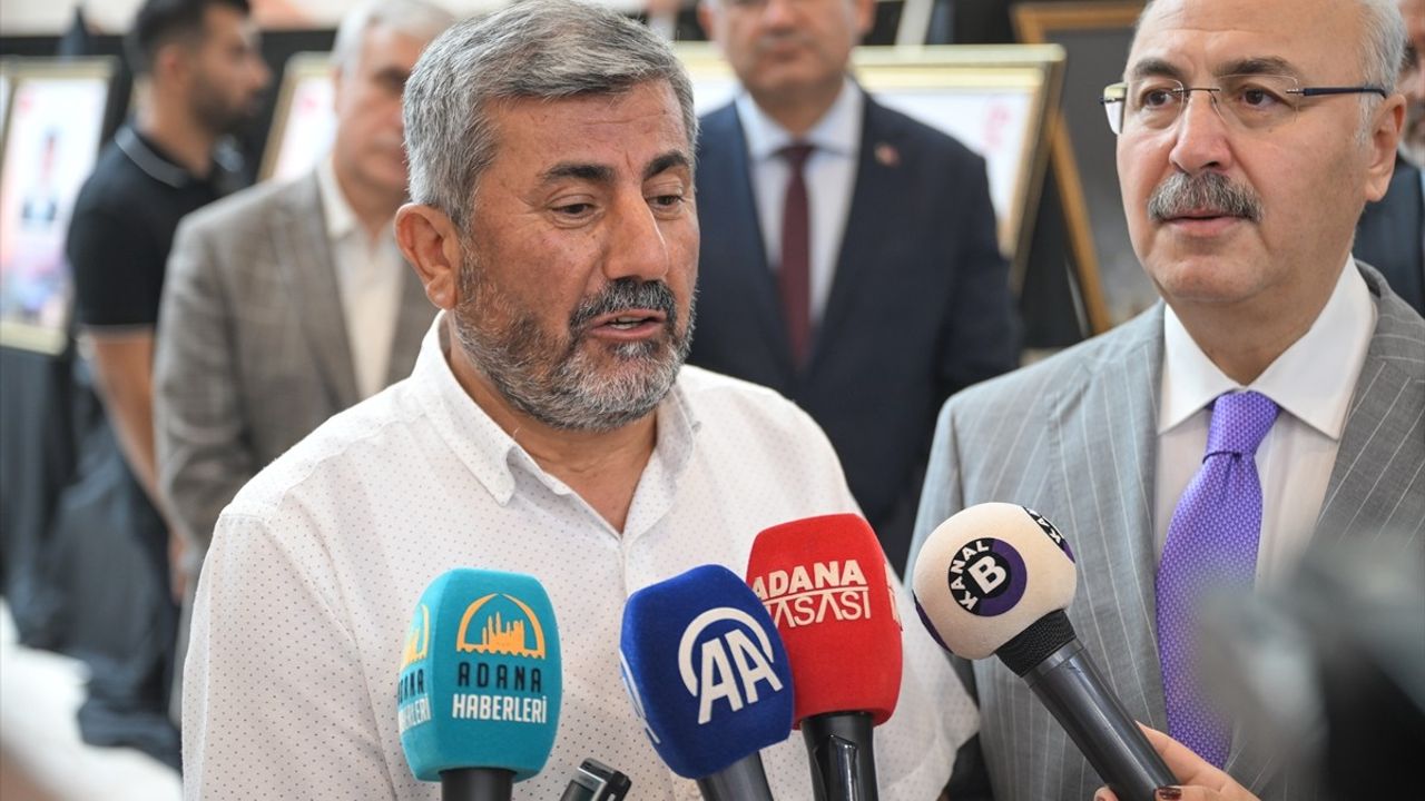 Adana'da 15 Temmuz Fotoğraf Sergisi Açıldı