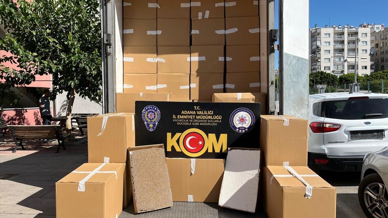 Adana'da 5 Milyon 87 Bin Kaçak Makaron Ele Geçirildi