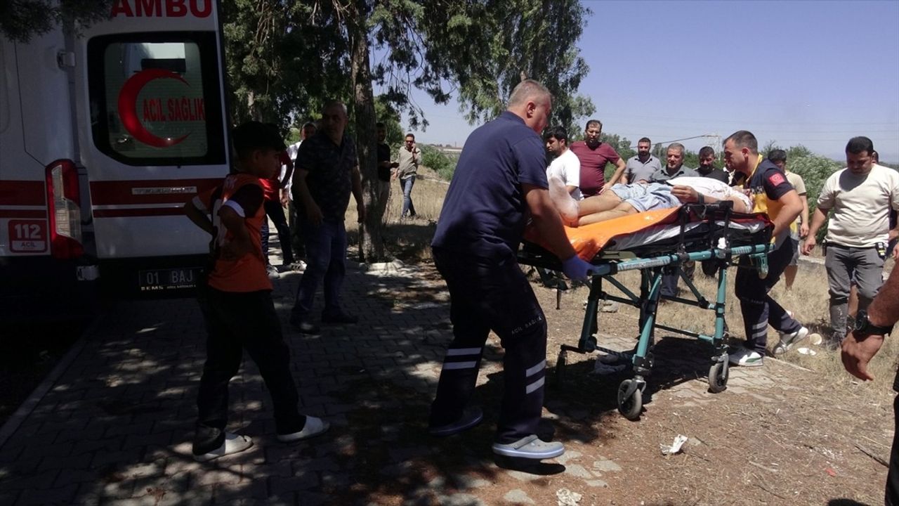 Adana'da Nehre Düşen Kişi İtfaiye Ekiplerince Kurtarıldı